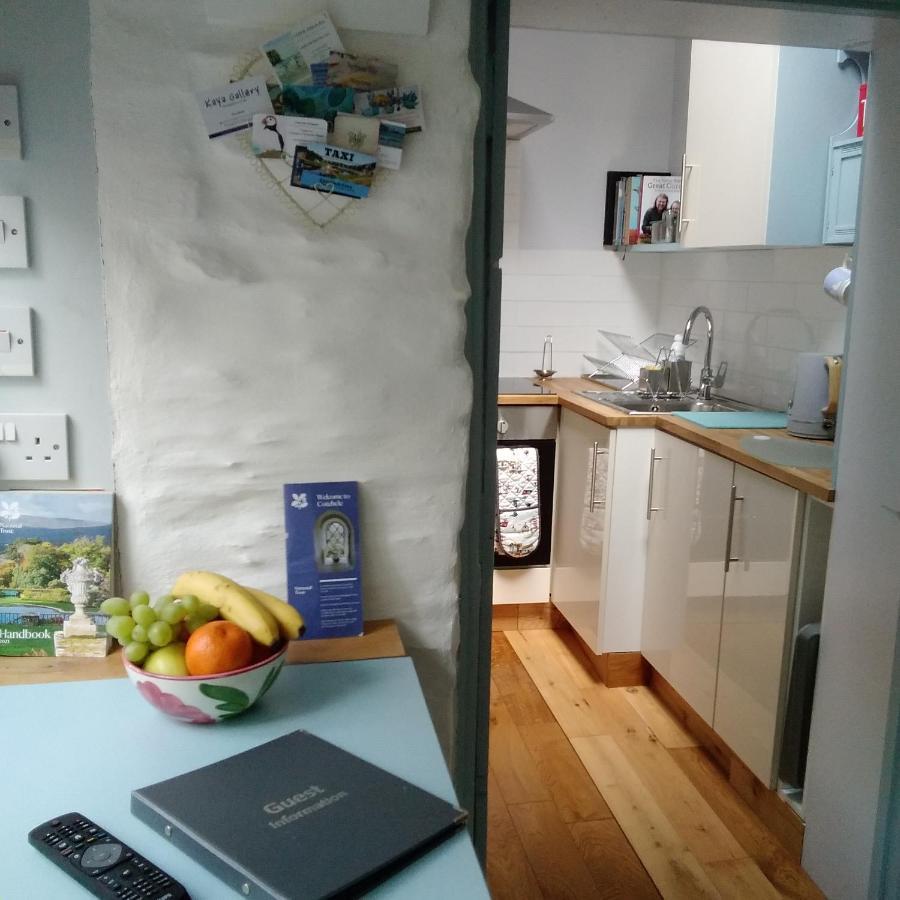 The Artist's Retreat * Calstock