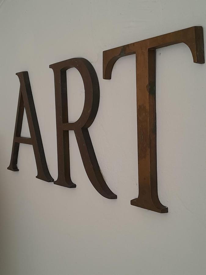 The Artist's Retreat * Calstock