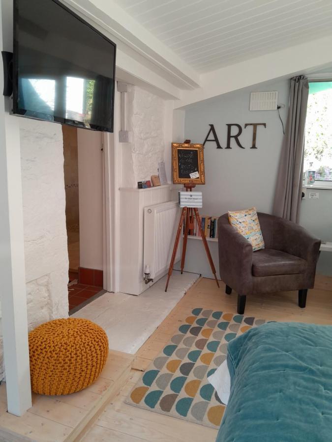 The Artist's Retreat Apartment Calstock